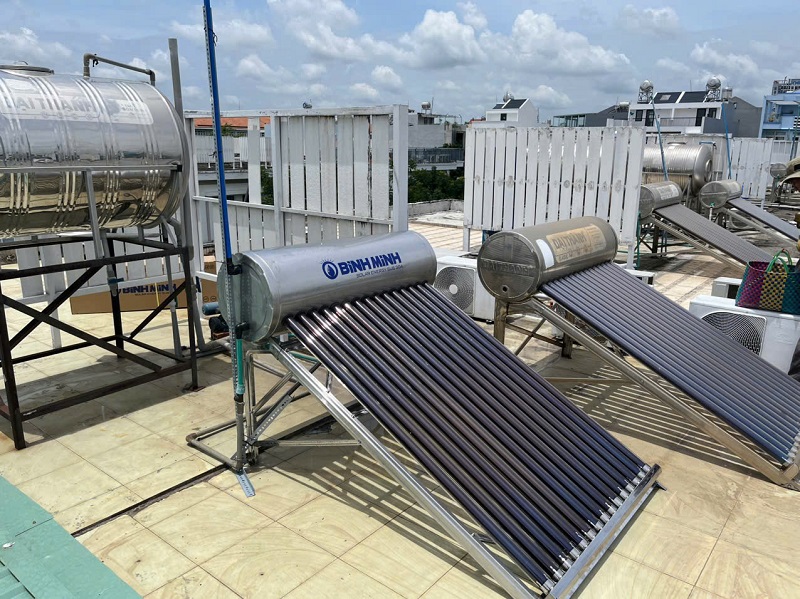 Thay Máy nước nóng năng lượng mặt trời Mới Thay Máy nước nóng năng lượng mặt trời Mới