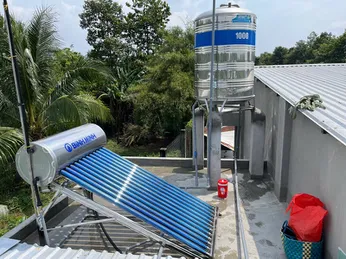 Đánh giá máy nước nóng năng lượng mặt trời Bình Minh 130L Hóc Môn