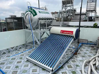 Top 3 máy nước nóng năng lượng mặt trời Ariston đáng mua nhất hiện nay