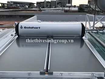 Lắp máy nước nóng mặt trời Solahart 300 lít tại Bình Dương