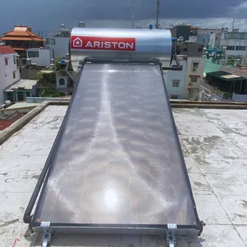 Máy nước nóng mặt trời Tấm Phẳng Ariston 200L
