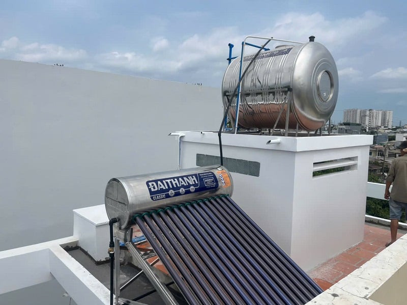 Trọn bộ Máy nước nóng mặt trời Đại Thành 160L-15 ống F58 tại Bình Tân Trọn bộ Máy nước nóng mặt trời Đại Thành 160L-15 ống F58 tại Bình Tân
