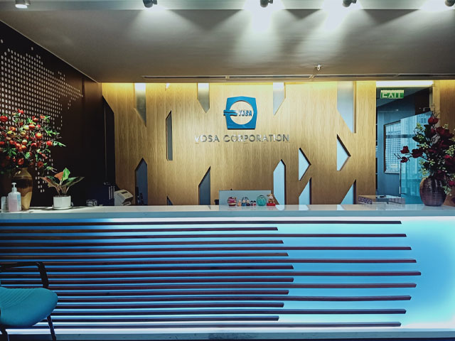 bàn lễ tân vosa dịch vụ thuê cây xanh nội thất hcm