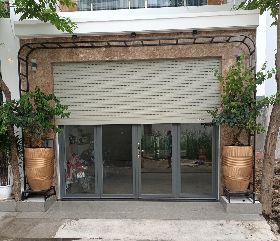 Chậu xi măng cỡ lớn - chậu xi măng venus