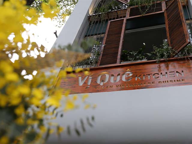 trang trí cây xanh nhà hàng chay Vị Quê kitchen