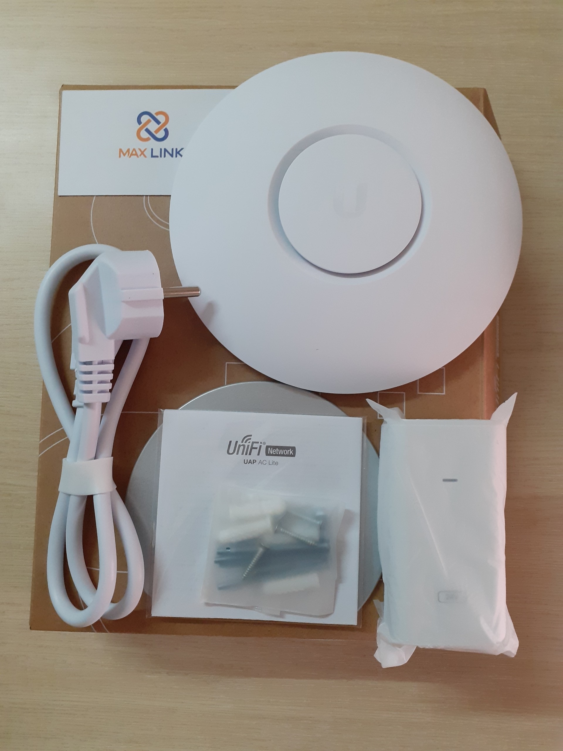 So sánh tính năng giữa 2 dòng UniFi Wifi: UAP AC Lite và U6 Lite So sánh tính năng giữa 2 dòng UniFi Wifi: UAP AC Lite và U6 Lite