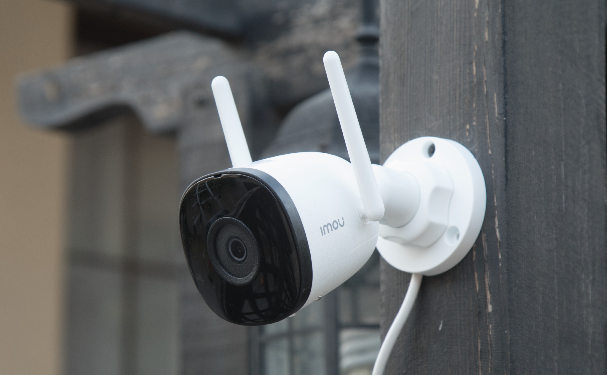 Camera giám sát Imou Bullet 2C đạt chuẩn IP67 chống chịu thời tiết tốt Camera giám sát Imou Bullet 2C đạt chuẩn IP67 chống chịu thời tiết tốt