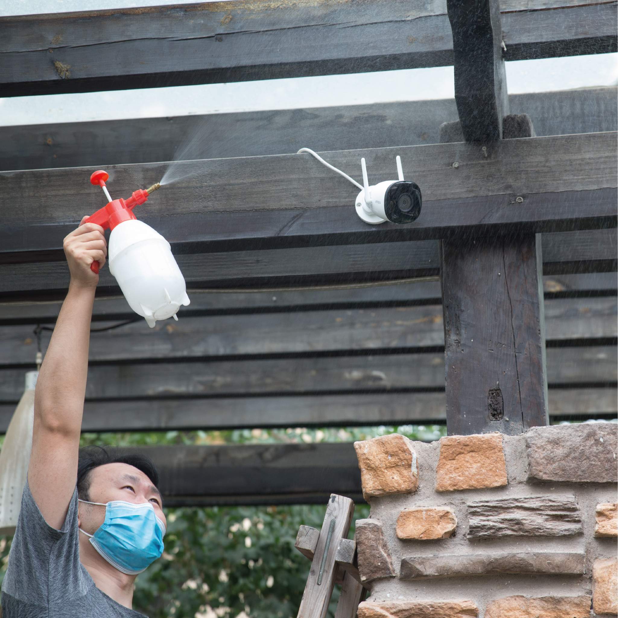 Camera giám sát Imou Bullet 2C đạt chuẩn IP67 chống chịu thời tiết tốt Camera giám sát Imou Bullet 2C đạt chuẩn IP67 chống chịu thời tiết tốt