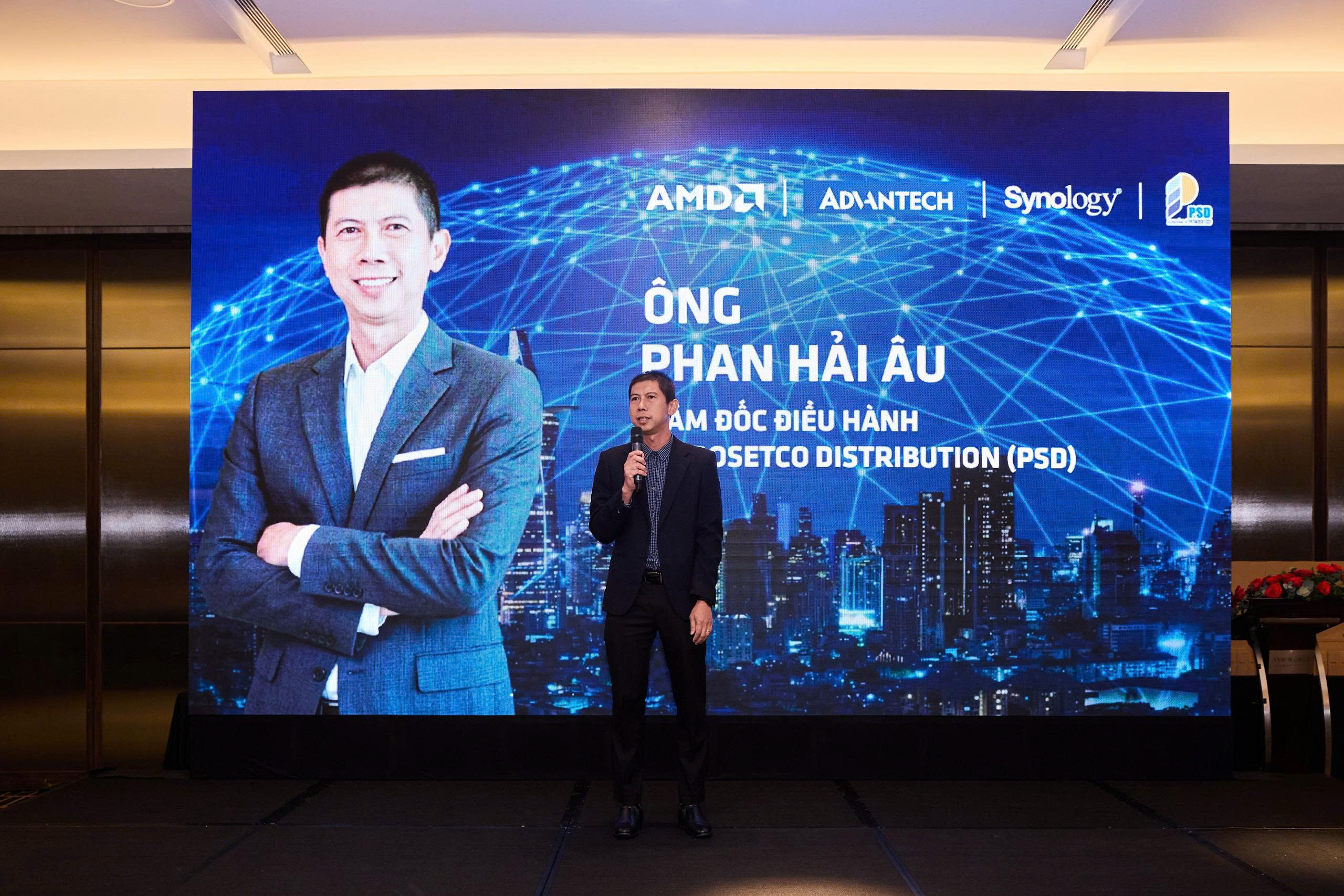 MaxLink Tham Dự Hội Thảo “Sức mạnh hội tụ cùng New Gen AI với AMD” MaxLink Tham Dự Hội Thảo “Sức mạnh hội tụ cùng New Gen AI với AMD”