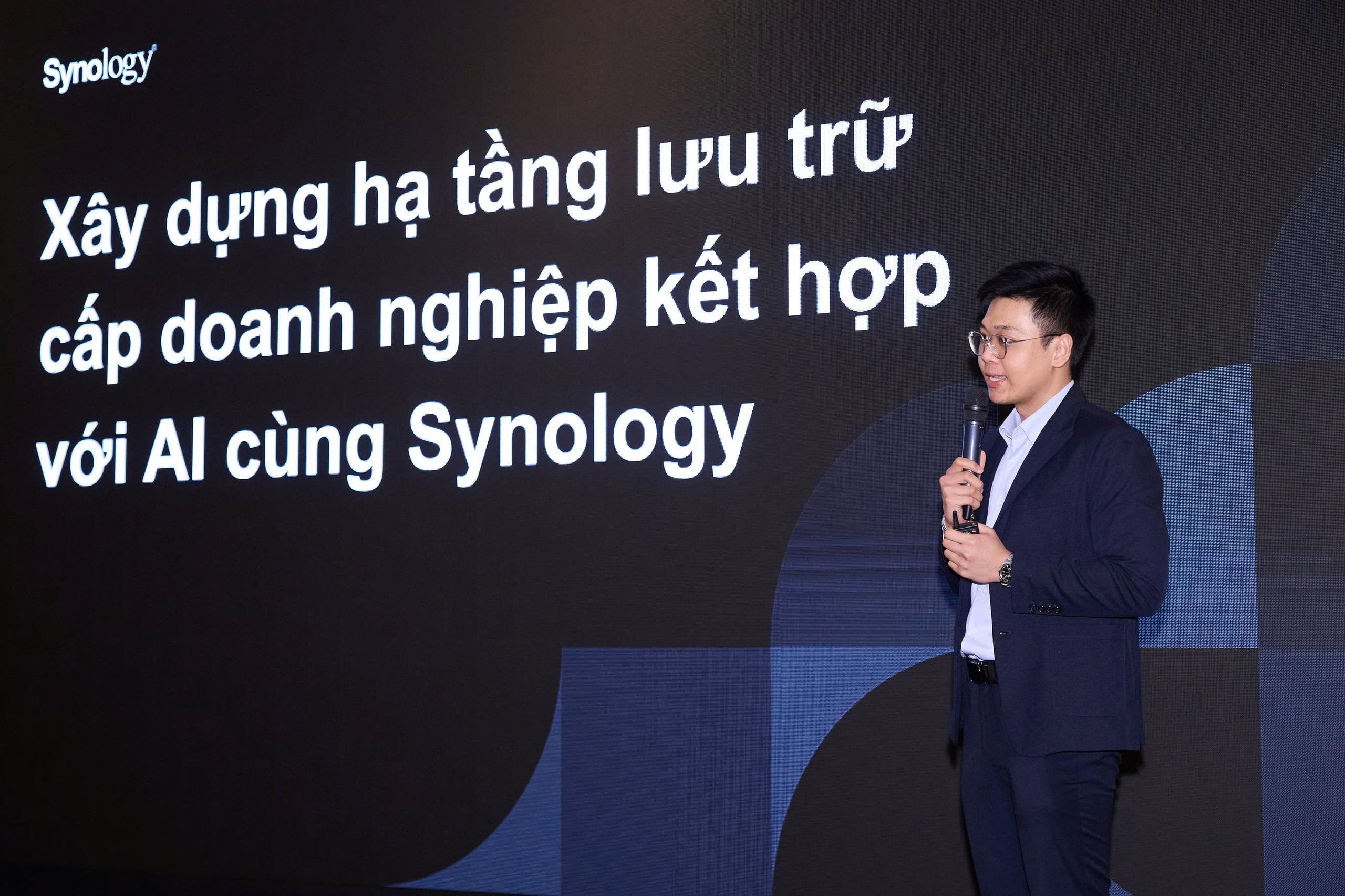 MaxLink Tham Dự Hội Thảo “Sức mạnh hội tụ cùng New Gen AI với AMD” MaxLink Tham Dự Hội Thảo “Sức mạnh hội tụ cùng New Gen AI với AMD”