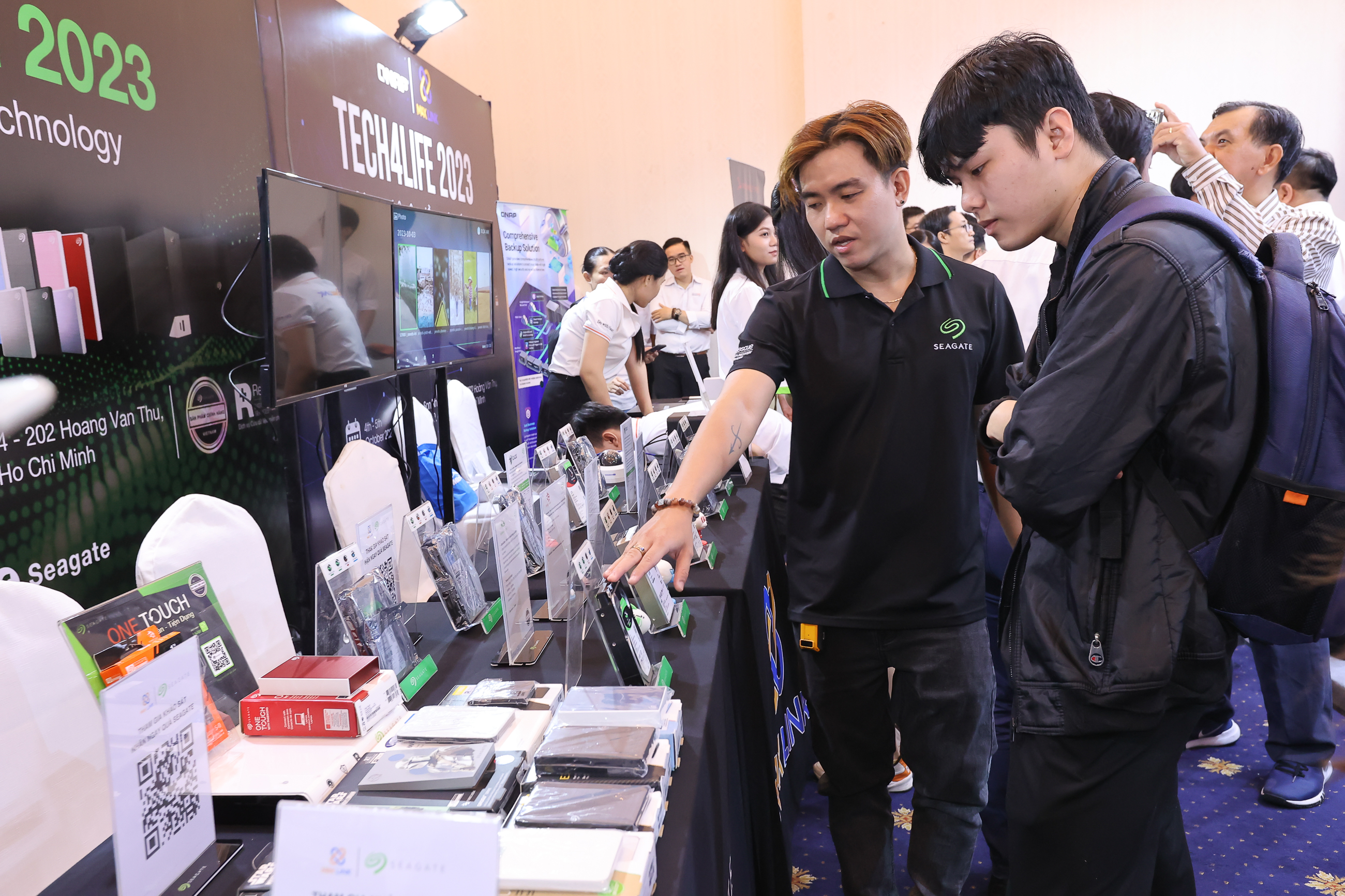 MaxLink tham dự Hội thảo & Triển lãm Tech4Life 2023 MaxLink tham dự Hội thảo & Triển lãm Tech4Life 2023