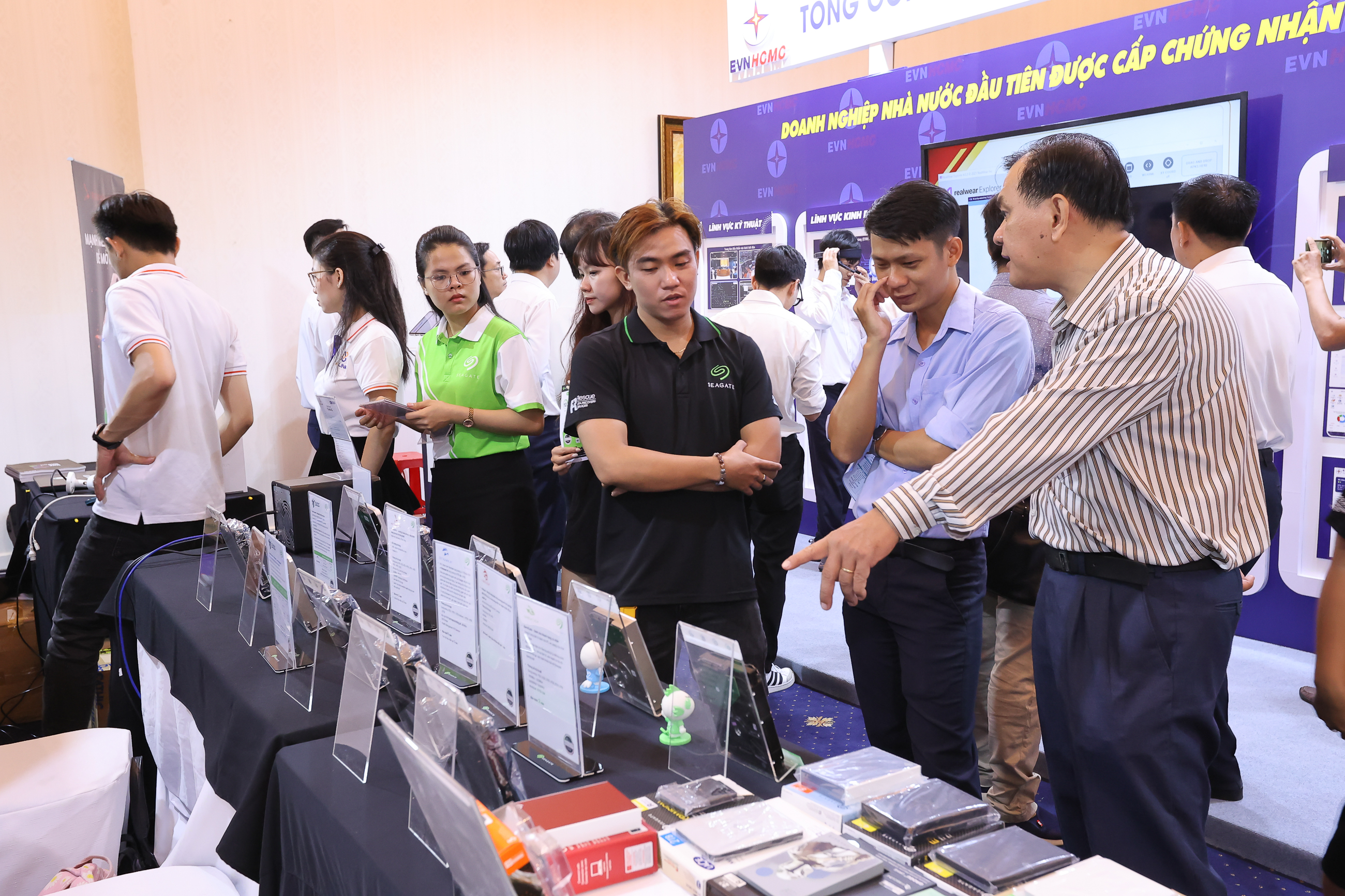 MaxLink tham dự Hội thảo & Triển lãm Tech4Life 2023 MaxLink tham dự Hội thảo & Triển lãm Tech4Life 2023