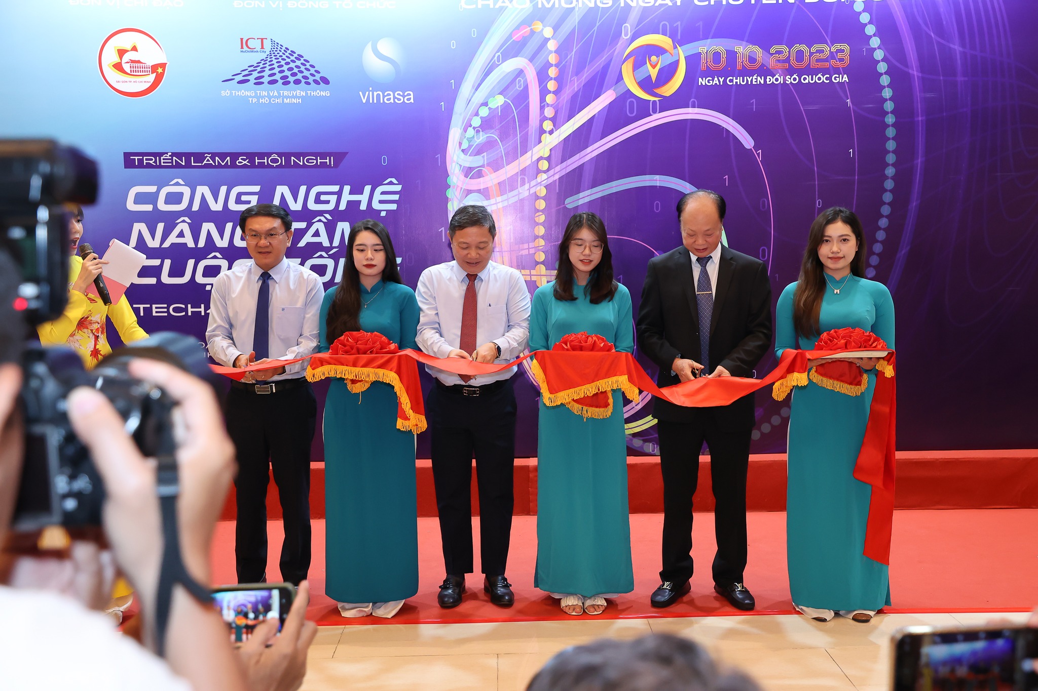 MaxLink tham dự Hội thảo & Triển lãm Tech4Life 2023 MaxLink tham dự Hội thảo & Triển lãm Tech4Life 2023