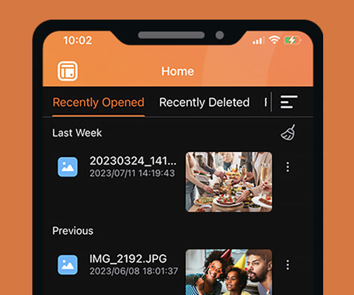QNAP NAS cung cấp người bạn đồng hành hoàn hảo cho iPhone, iPad và máy Mac của bạn QNAP NAS cung cấp người bạn đồng hành hoàn hảo cho iPhone, iPad và máy Mac của bạn