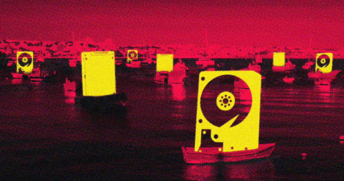 Sự Cân Bằng: HDD Và SSD Trong Các Trung Tâm Dữ Liệu Hiện Đại Sự Cân Bằng: HDD Và SSD Trong Các Trung Tâm Dữ Liệu Hiện Đại