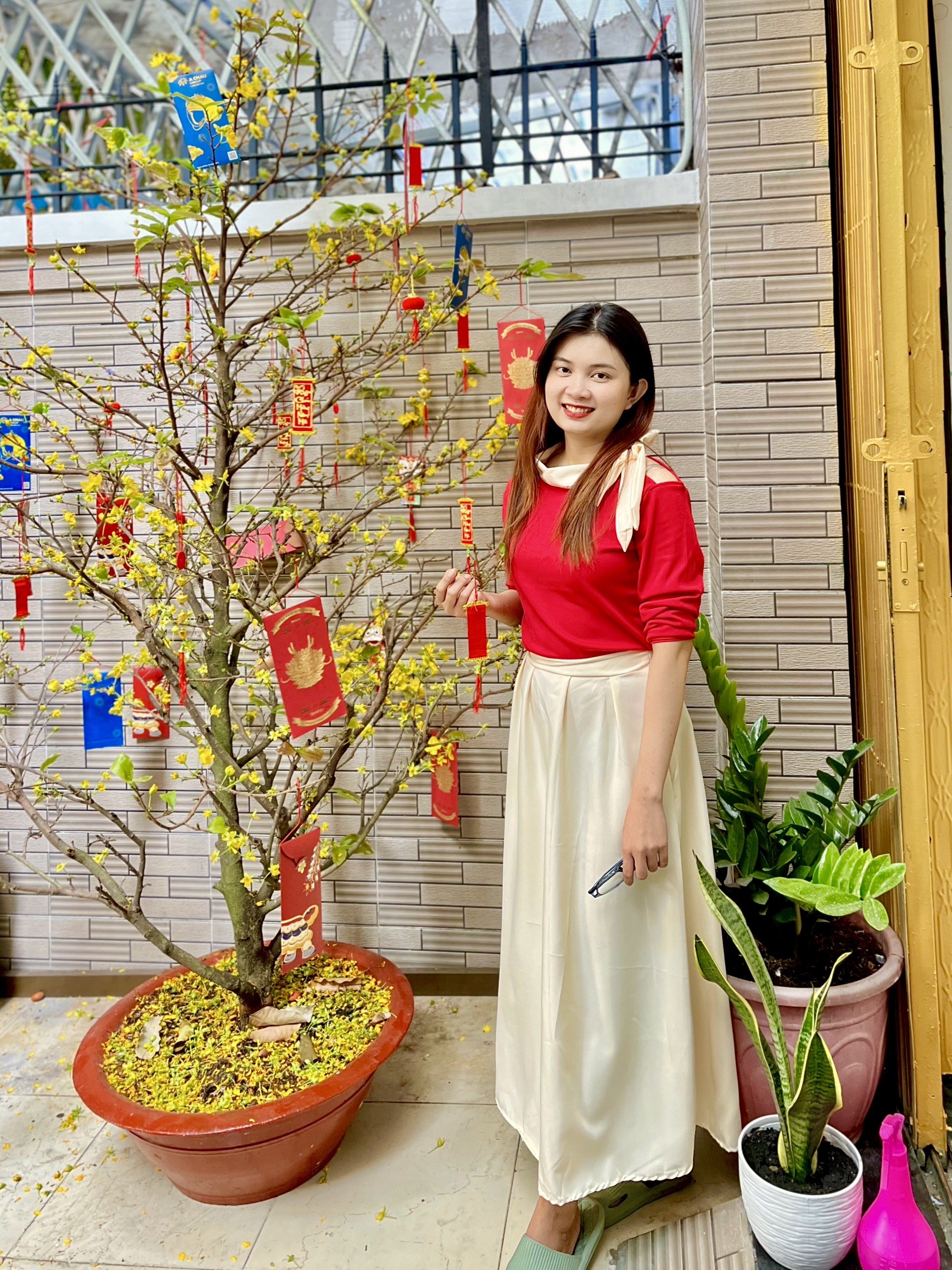 Tân Niên 2024 - Khởi Đầu Mới Đầy Thịnh Vượng Tân Niên 2024 - Khởi Đầu Mới Đầy Thịnh Vượng