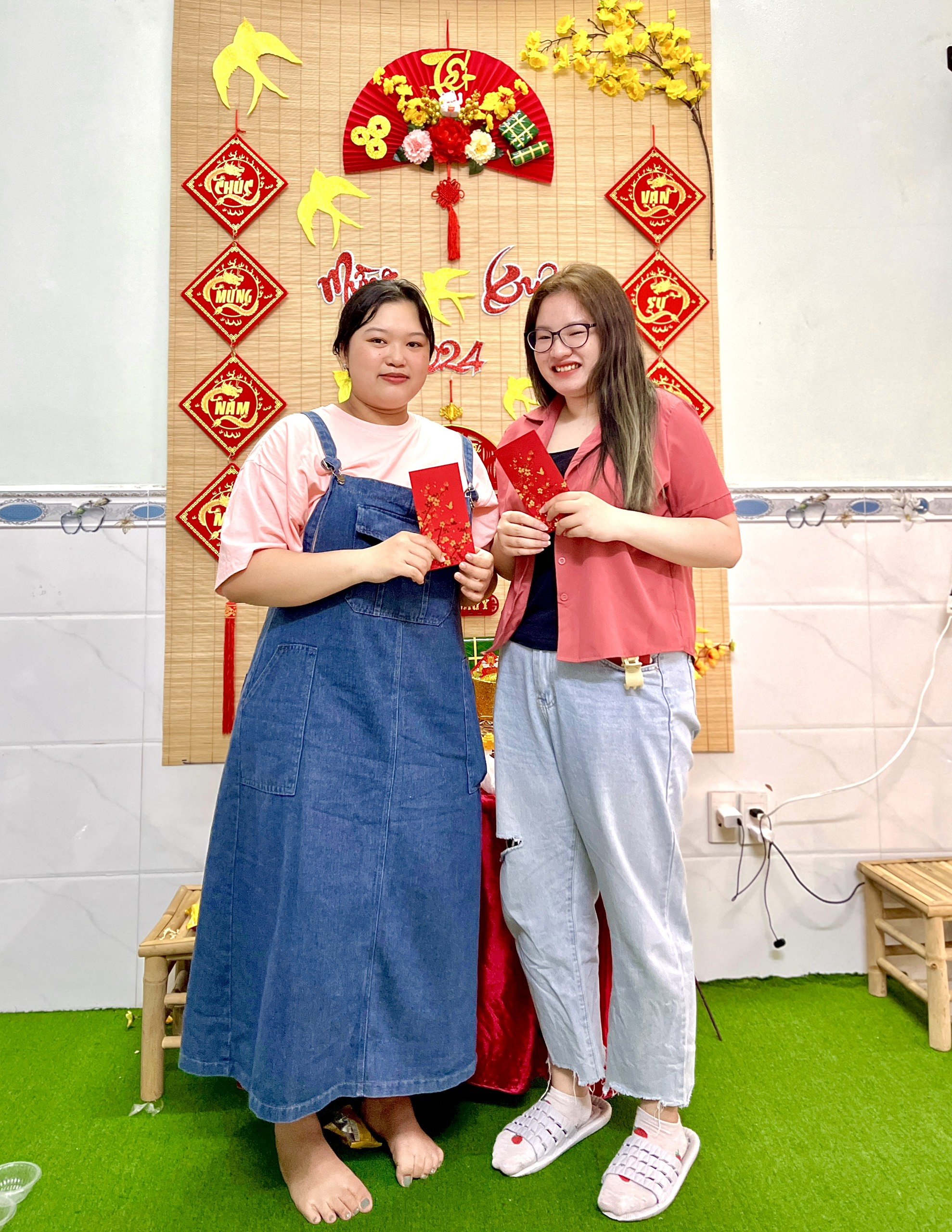 Tân Niên 2024 - Khởi Đầu Mới Đầy Thịnh Vượng Tân Niên 2024 - Khởi Đầu Mới Đầy Thịnh Vượng