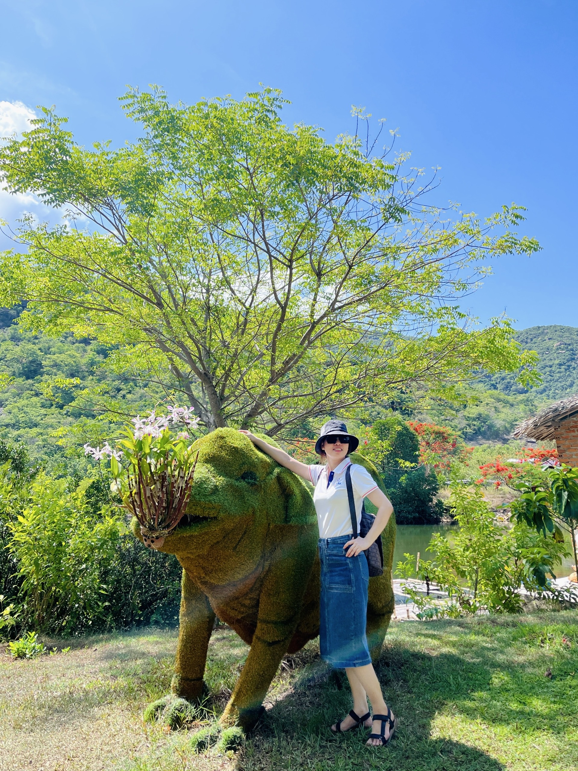 Teambuilding 2023 “TOGETHER WE GROW” Cùng nhau phát triển Teambuilding 2023 “TOGETHER WE GROW” Cùng nhau phát triển