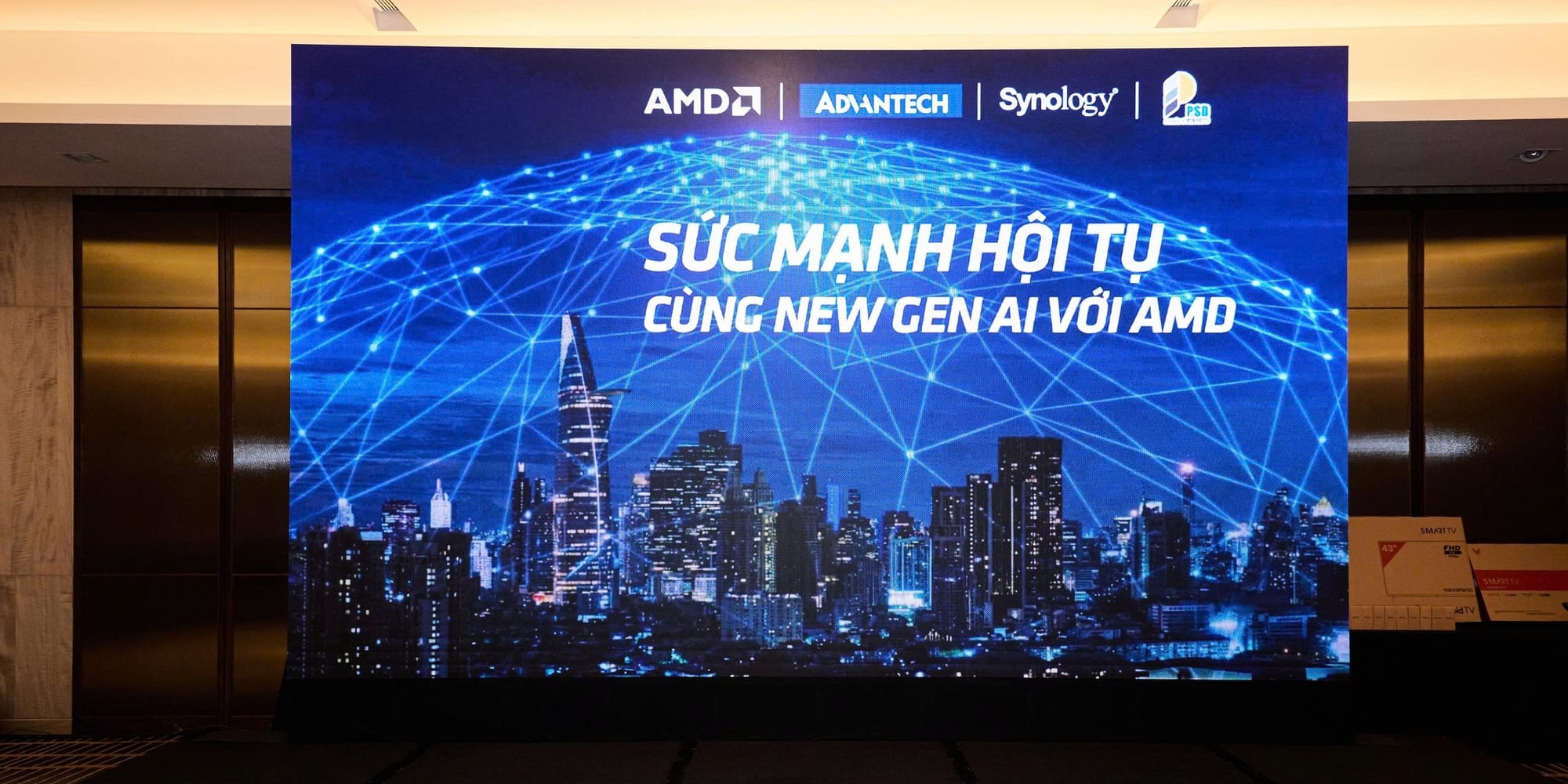 MaxLink Tham Dự Hội Thảo “Sức mạnh hội tụ cùng New Gen AI với AMD”