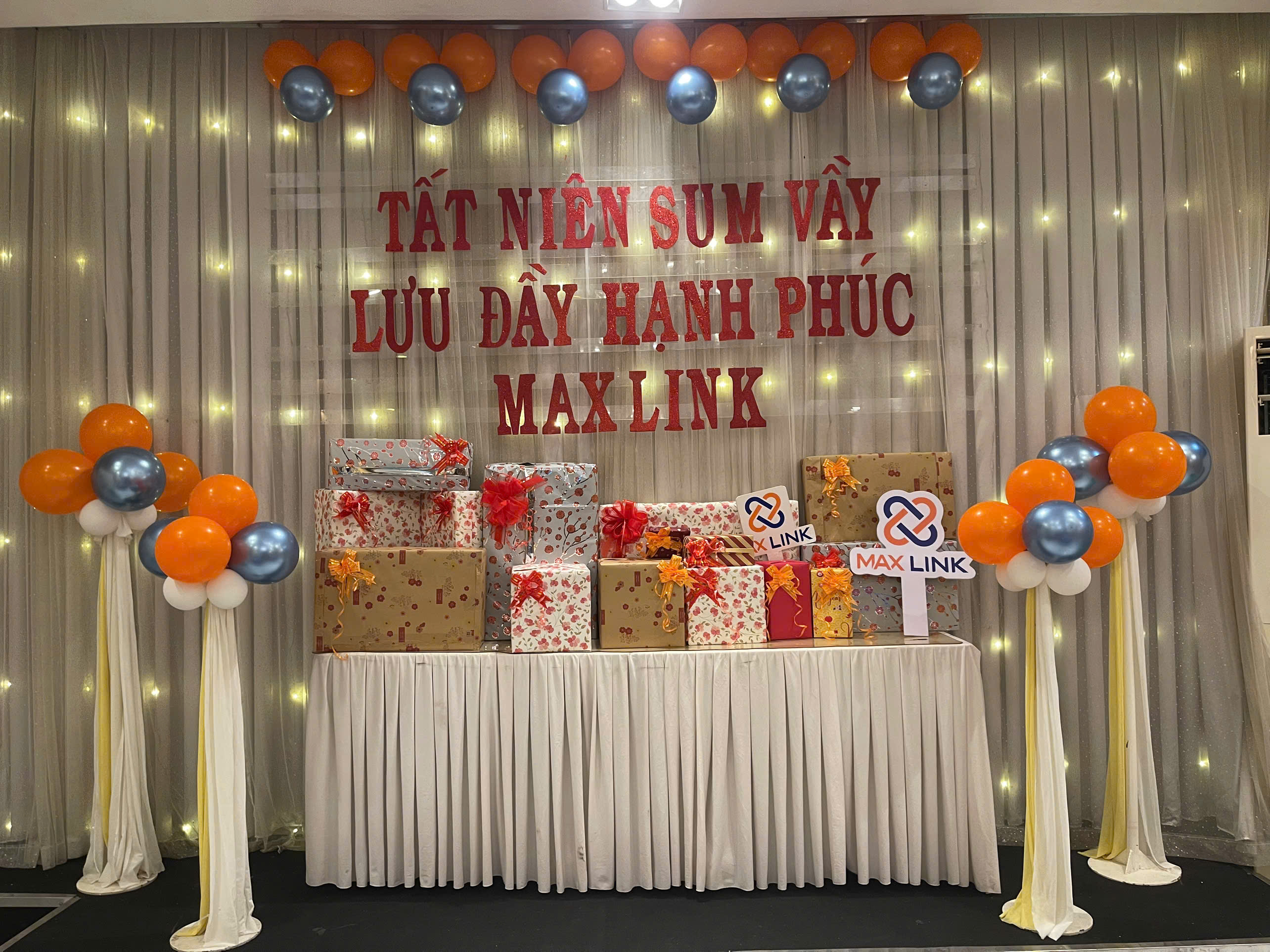 Tiệc Tất Niên 2024 – Tất Niên Sum Vầy Lưu Đầy Hạnh Phúc Tiệc Tất Niên 2024 – Tất Niên Sum Vầy Lưu Đầy Hạnh Phúc