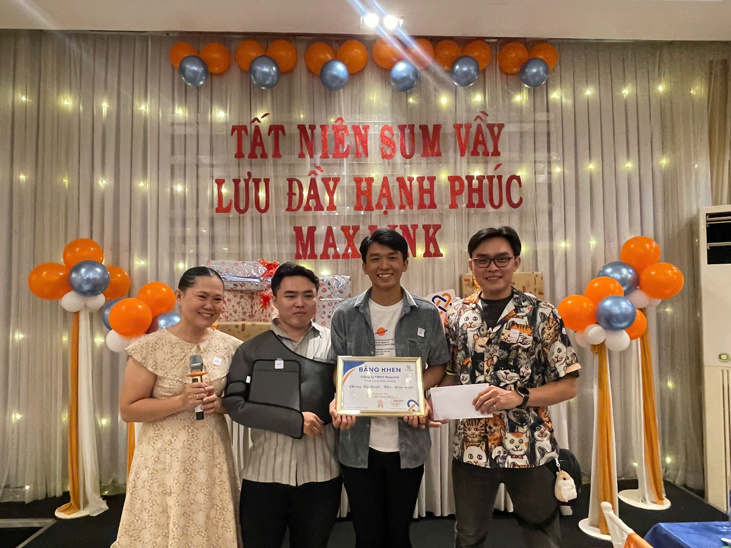 Tiệc Tất Niên 2024 – Tất Niên Sum Vầy Lưu Đầy Hạnh Phúc Tiệc Tất Niên 2024 – Tất Niên Sum Vầy Lưu Đầy Hạnh Phúc