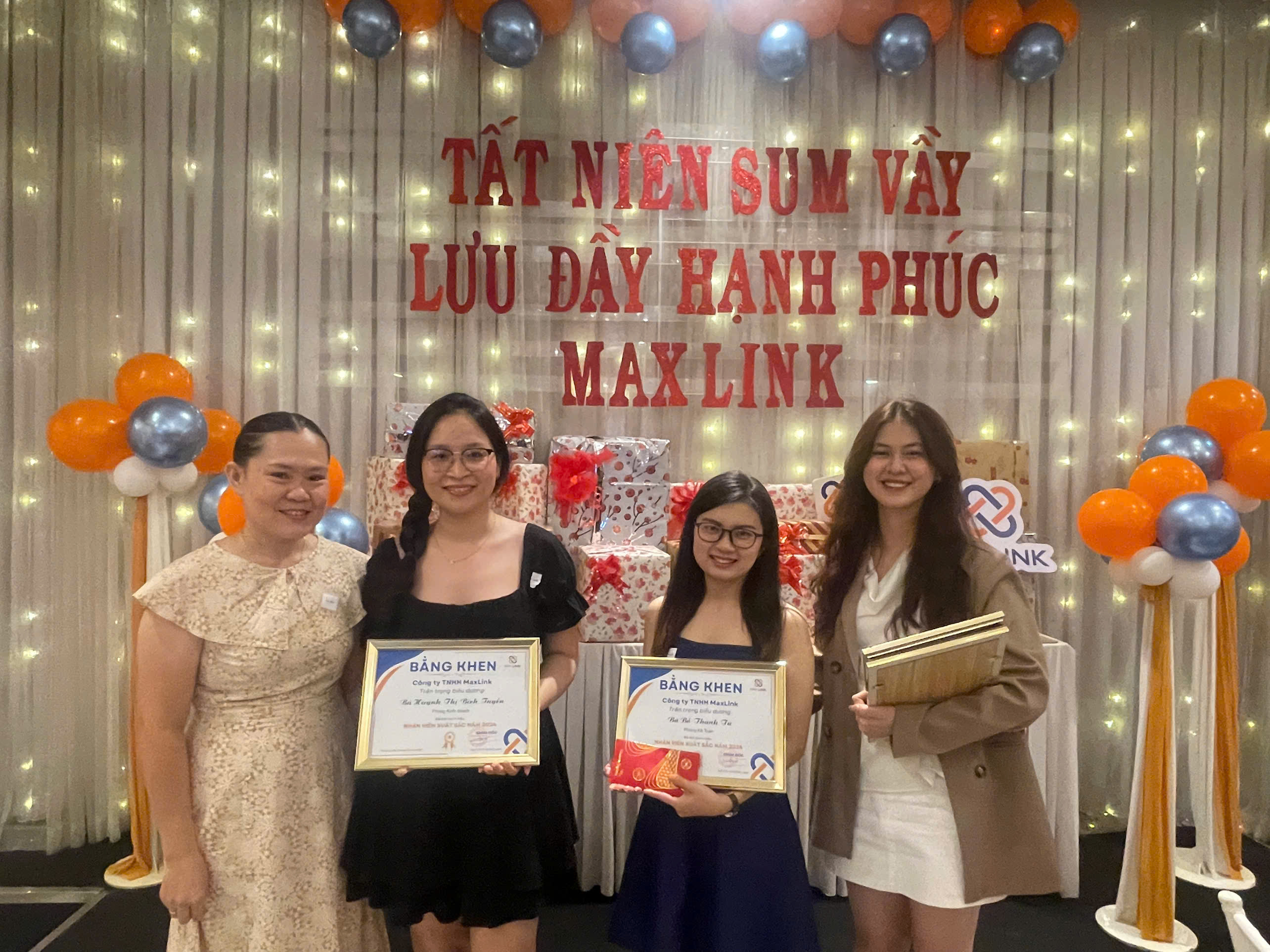 Tiệc Tất Niên 2024 – Tất Niên Sum Vầy Lưu Đầy Hạnh Phúc Tiệc Tất Niên 2024 – Tất Niên Sum Vầy Lưu Đầy Hạnh Phúc