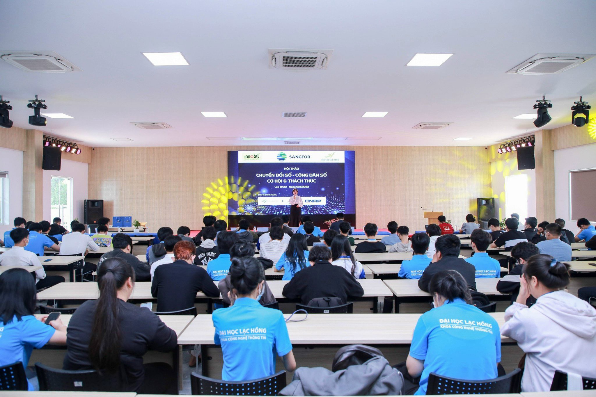 Workshop Chuyển Đổi Số Công Dân Số Cơ Hội và Thách Thức Workshop Chuyển Đổi Số Công Dân Số Cơ Hội và Thách Thức