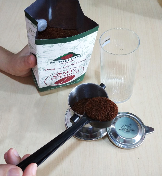 cà phê rang xay nguyên chất pha phin hộp 250g motherland bmt b1 cà phê rang xay nguyên chất pha phin hộp 250g motherland bmt b1