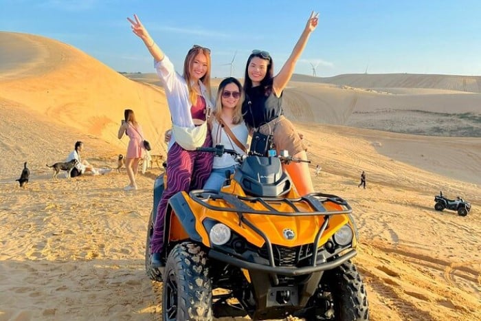 THUÊ XE MOTO ĐỊA HÌNH 4 BÁNH BÀU TRẮNG MŨI NÉ BÌNH THUẬN