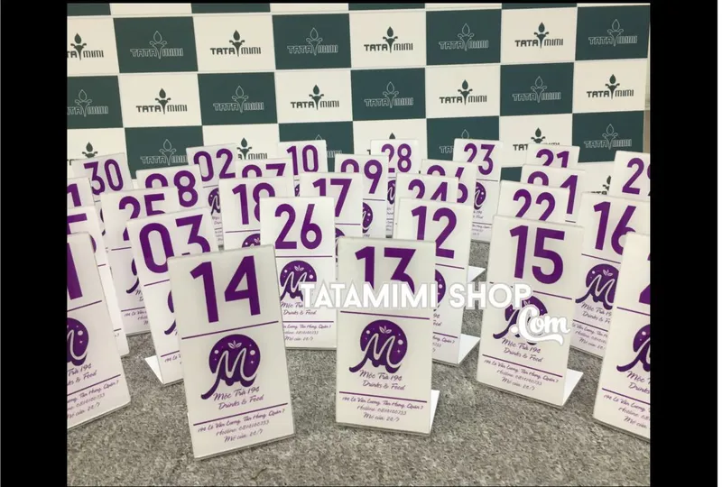 Công dụng của biển số bàn để tại quần thanh toán 