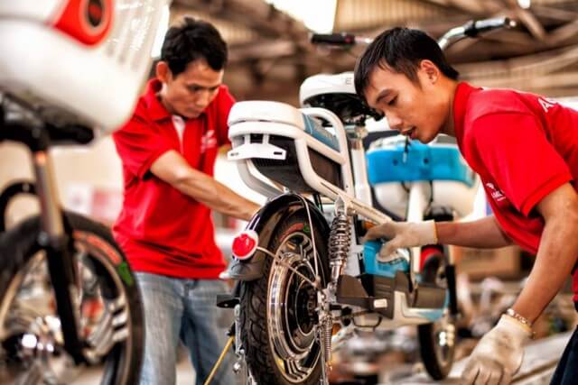 Những Lưu Ý Quan Trọng Khi Đi Xe Đạp Điện Mà Bạn Nên Biết Những Lưu Ý Quan Trọng Khi Đi Xe Đạp Điện Mà Bạn Nên Biết