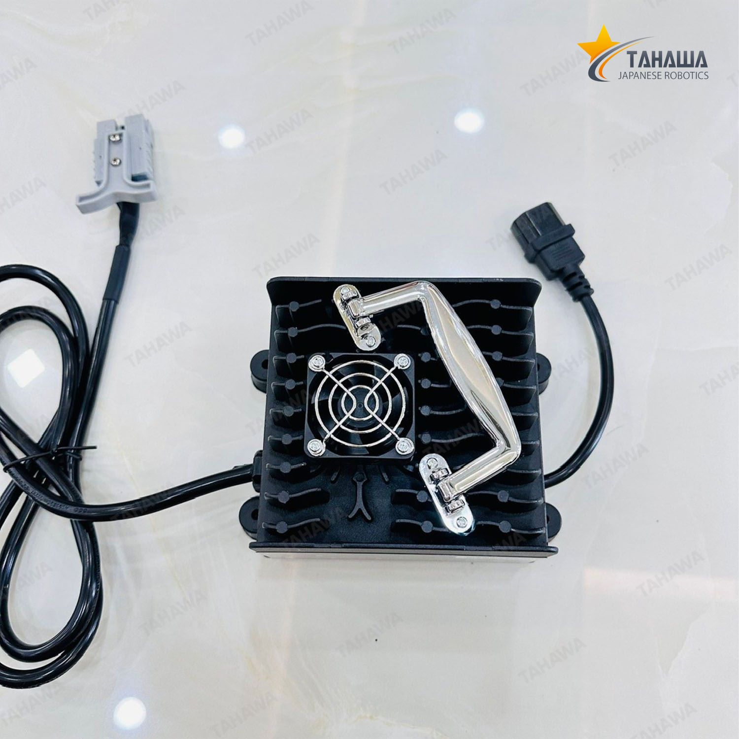 Bộ sạc máy chà sàn Tahawa GM55B Bộ sạc máy chà sàn Tahawa GM55B