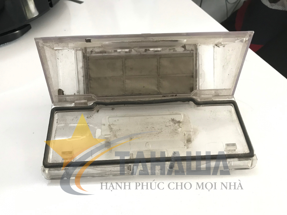 Hộp bụi robot hút bụi lau nhà Tahawa Nhật Bản TH-06Plus Hộp bụi robot hút bụi lau nhà Tahawa Nhật Bản TH-06Plus