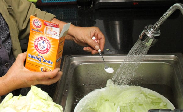 Phương pháp loại bỏ thuốc trừ sâu khỏi rau củ quả Phương pháp loại bỏ thuốc trừ sâu khỏi rau củ quả