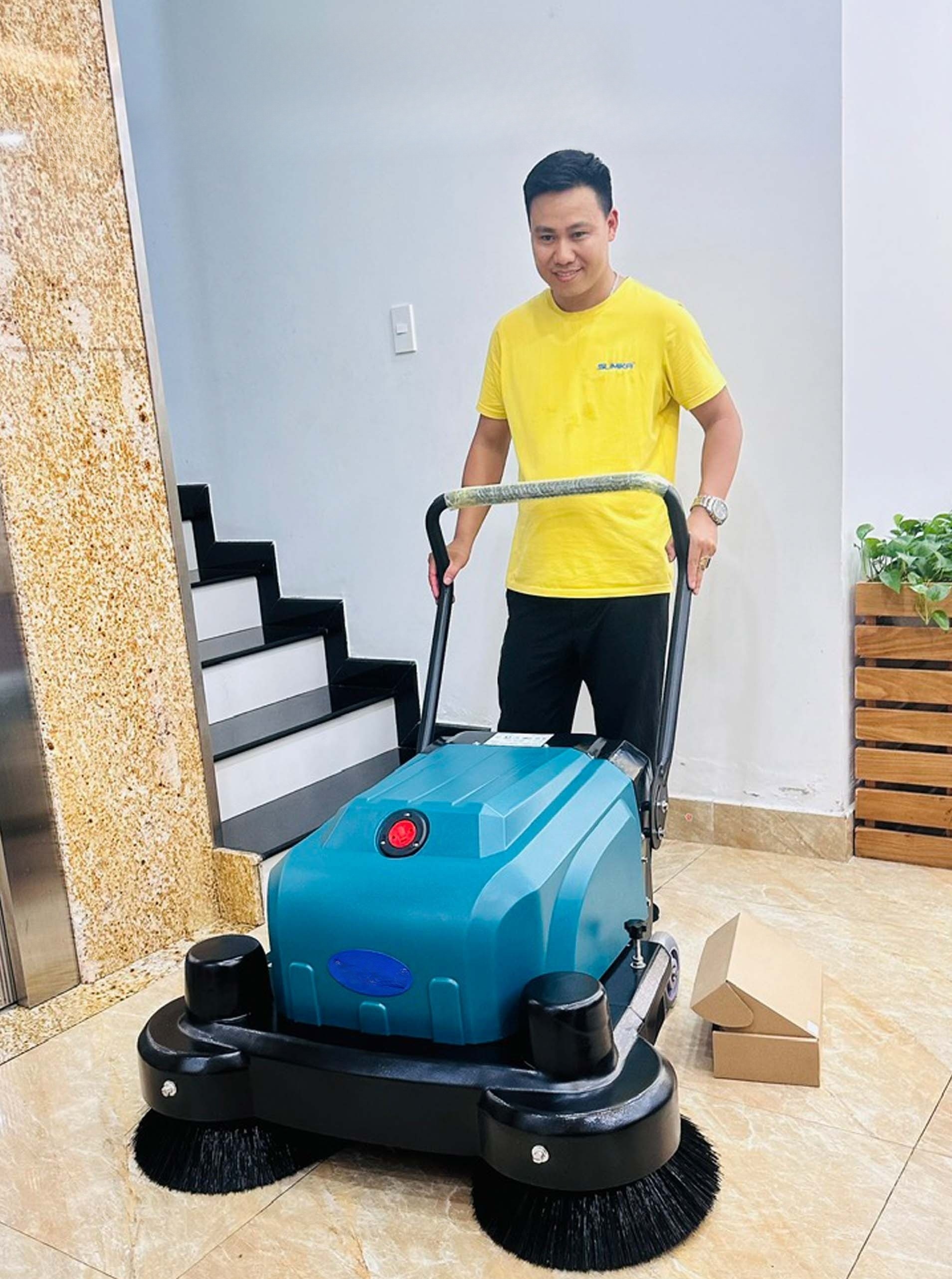 Máy quét rác đẩy tay Tahawa KF106 dùng bình Máy quét rác đẩy tay Tahawa KF106 dùng bình