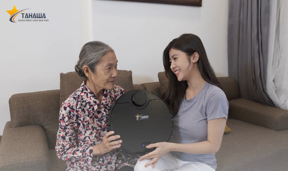 Nghe Dân Tình Khen Con Robot Hút Bụi Lau Nhà Này Mà Mê