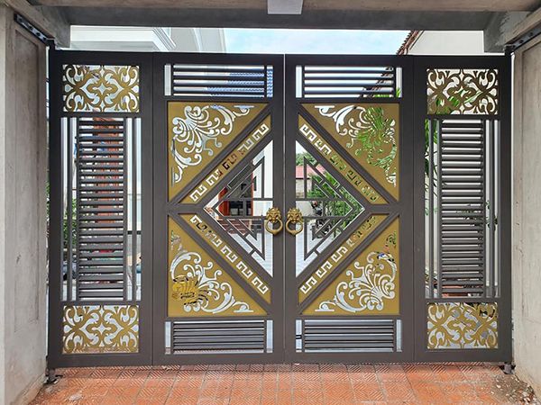 Sơn mới cửa cổng, cửa nhà, cửa sổ Sơn mới cửa cổng, cửa nhà, cửa sổ ngày tết