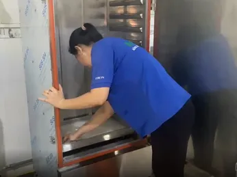 Tahawa Bàn Giao Hệ Thống Tủ Nấu Cơm Công Nghiệp 12 Khay Cho Công Ty TNHH Chăn Nuôi TaFa Việt Nam
