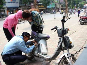 Xe Máy Điện Và Xe Đạp Điện Bị Hết Bình Phải Làm Sao? Nguyên Nhân Và Cách Xử Lý Hiệu Quả