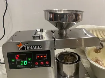 Hướng dẫn sử dụng máy ép dầu đúng cách và an toàn