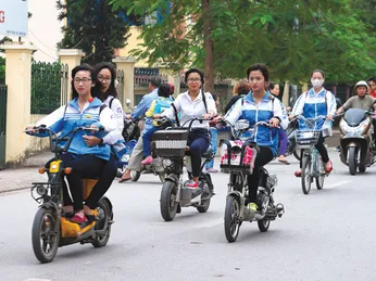 Ở Việt Nam Bao Nhiêu Tuổi Được Đi Xe Đạp Điện?