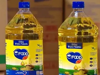 Chấn Động - Dầu thức ăn chăn nuôi “hô biến” thành dầu ăn cho người