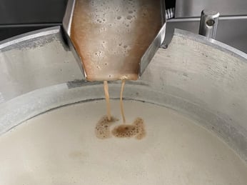Cách ép dầu hạt lanh tại nhà đơn giản, giữ được chất lượng dầu