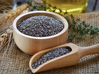 Dầu hạt chia là gì? cách làm dầu hạt chia tại nhà cho bé ăn dặm