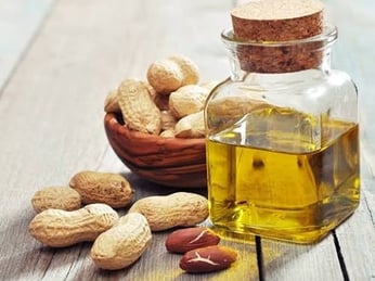 Dầu phộng nguyên chất có tốt không? Những lợi ích đáng chú ý đối với sức khỏe