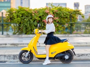 Xe đạp điện và xe máy điện: Học sinh nên chọn loại nào?