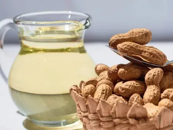 Những tác hại của dầu lạc khi sử dụng sai cách không phải ai cũng biết