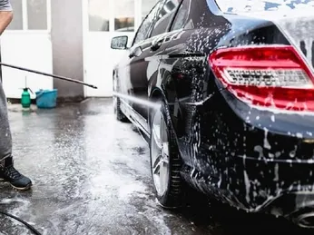 MÁY RỬA XE ÁP LỰC CAO – LỰA CHỌN ĐƯỢC NHIỀU KHÁCH HÀNG ƯA CHUỘNG VÌ SAO?