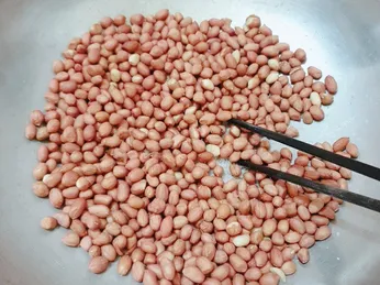 Máy ép dầu có cần rang hạt trước không? Giải đáp chi tiết cho người mới bắt đầu