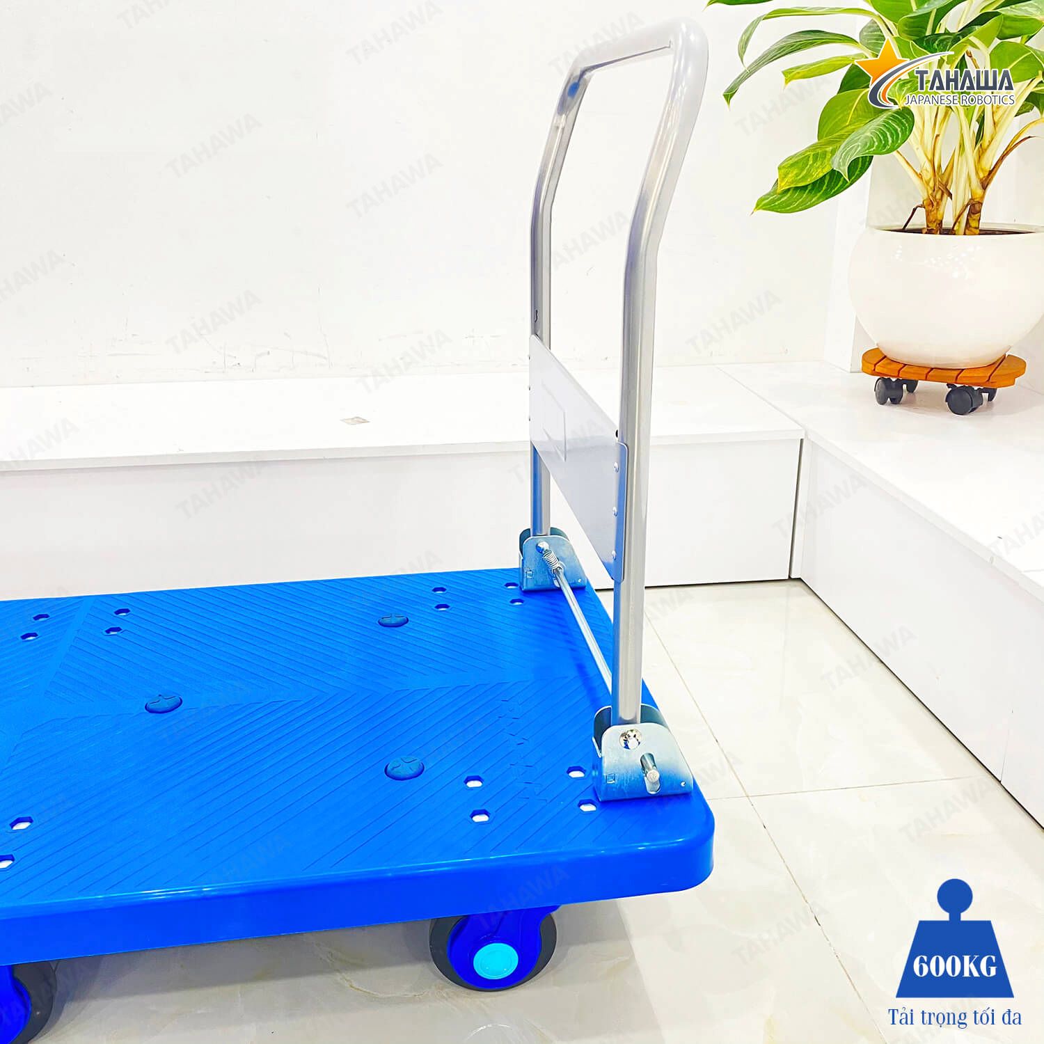 Xe đẩy hàng sàn nhựa TAHAWA T600, tải trọng 600kg Xe đẩy hàng sàn nhựa TAHAWA T600, tải trọng 600kg